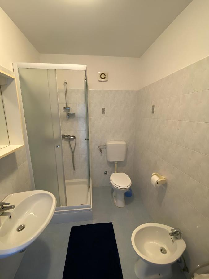 Apartmani Ana Borovac Funtana Exterior foto