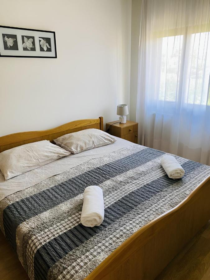 Apartmani Ana Borovac Funtana Exterior foto